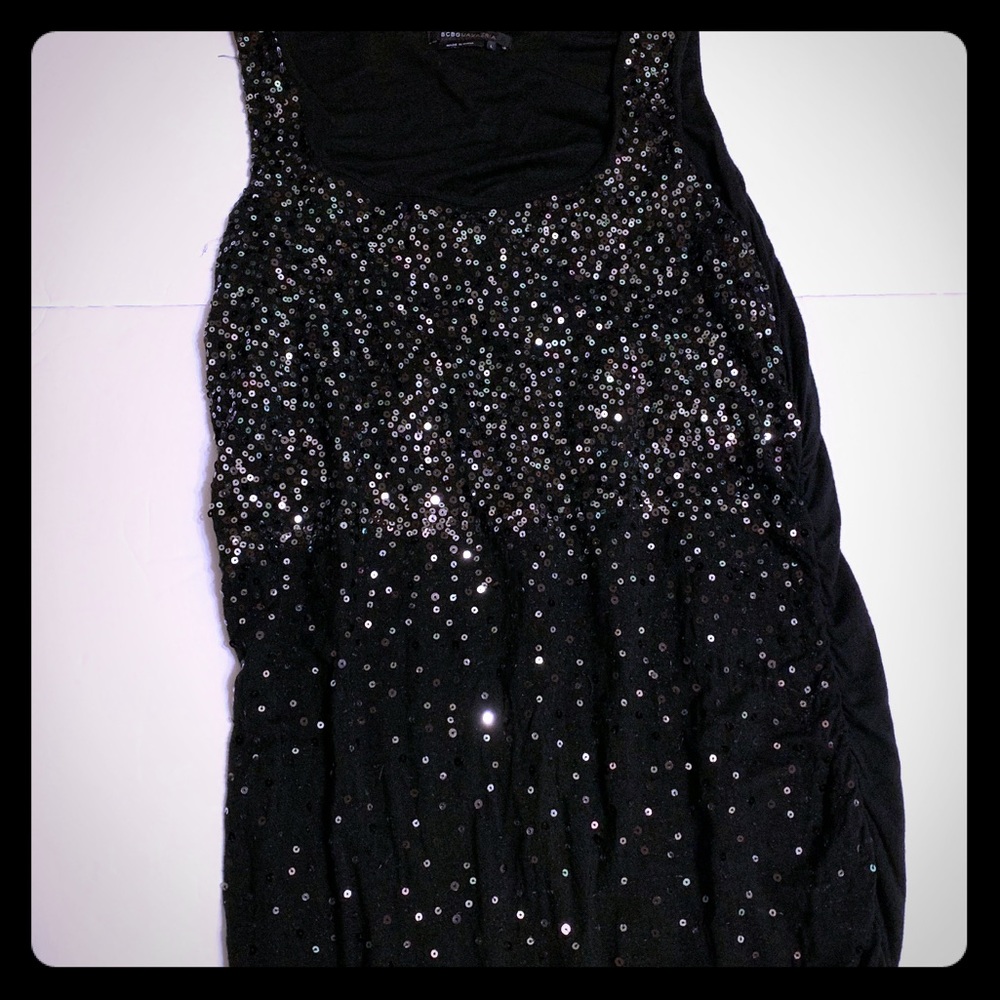 BCBG Black Maxi w Ruched sides & sequin - DR-20